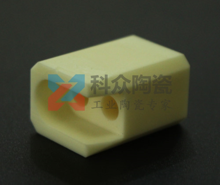 氧化鋁陶瓷有那三個顯著的優(yōu)點(diǎn)？